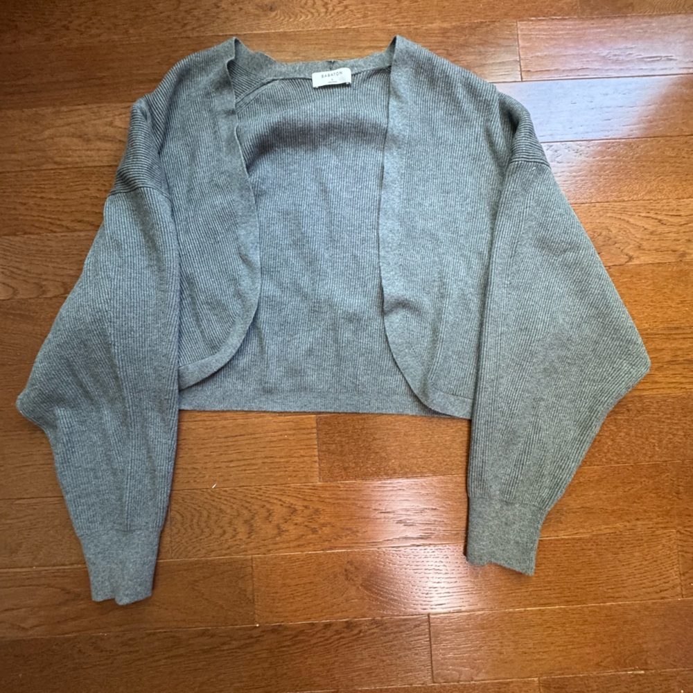 Aritzia Babaton Charcoal Gray Women's Sweater
